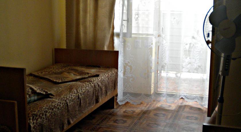 Гостиница Elvira Guest House Саки-7